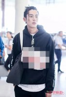 韩国男生扎小辫子秀出帅气度 新年出行最拉风的扎头发系列
