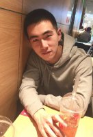 男生剃帅气板寸头短发演示 干练利索帅气短发呈现