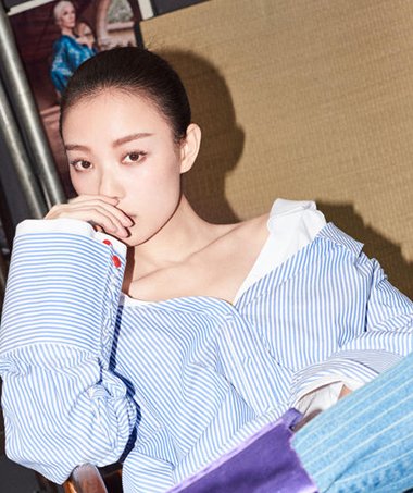 倪妮最新大片酷帅十足 倪妮丸子头发型让冬天暖