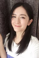 女生离子烫时尚发型图片 流行的直发造型设计