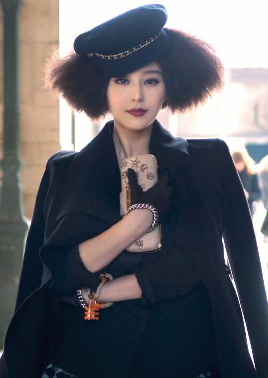 韩式发型女短发卷发 超受欢迎的韩式短卷发