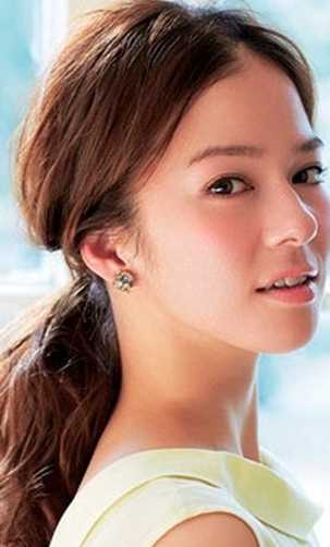 甜美气质发型 甜靓女生必备的气质扎发发型