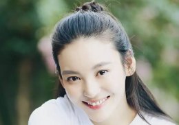 男生最喜欢梳什么发型的女生 顶级女生梳发从清纯系着手