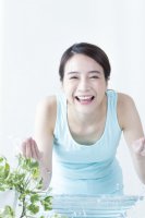 大圆脸合适什么发型 新年适合大圆脸妹纸发型图解