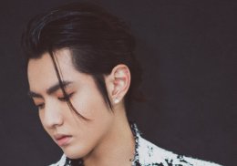 颧骨高男生头发长短都可以 刘海选择是关键 中长刘海最适合高颧骨男生