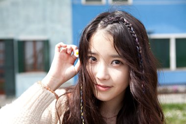 女高中中长日韩系发型 日韩风适合什么颜色头发