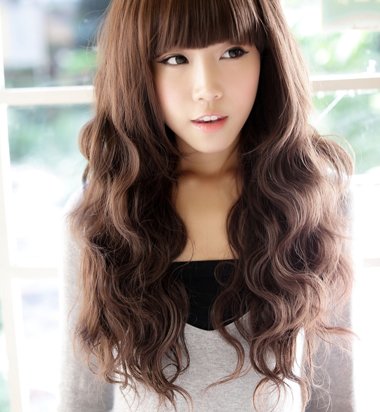 今年最流行的清纯卷发型女 今年流行发型卷发女