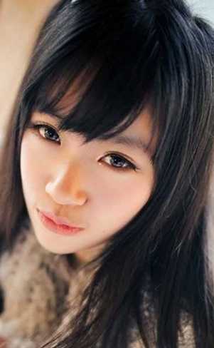 最流行直发发型女图片 流行百变风格女生长发直发发型图