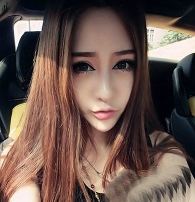 长脸女生适合的长发发型 长脸女性中长发新