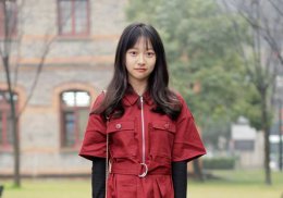 头顶有点尖女生梳中分发型错不了 尖头顶消失不见美的更温柔淑女