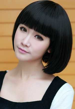 修脸又流行 2022女生甜美直发发型分享