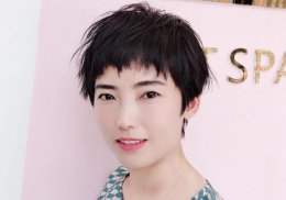 适合中年女士梳的露耳短发已上线 知性减龄的女士中性超短发