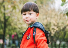 现在的六岁男孩不得了 帅气短发发型一改小孩子无知本相