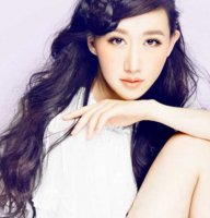 合适鹅脸蛋女生的长发发型 鹅蛋脸适合什么发型女长发