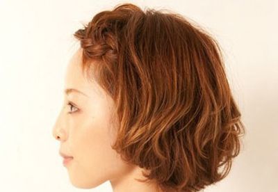 刘海区短发侧蝎子辫的编法 短发编发蝎子辫