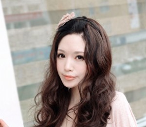 气质美女长发飘飘 完胜！