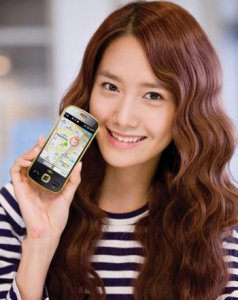 青春气质长直发扎法 超流行的女生齐刘海扎法