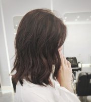黑发怎么变成雾面黑 女孩子染一款雾面黑发好不好染呢