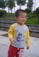 2岁小男孩夏季发型图案 萌亮可爱的短头发打造